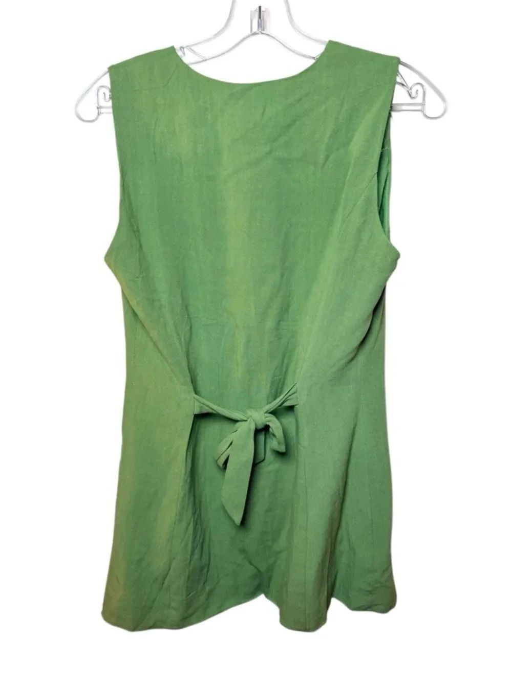 NWT Showpow. Olivia Longline Linen V Neck Back Tie Vest & Shorts Set Sage Size 2 - Picture 5 of 10